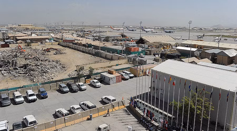 Nổ tại căn cứ lớn nhất của Mỹ và NATO tại Afghanistan ảnh 1