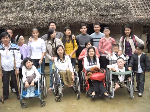 Những thiên thần trên xe lăn ảnh 2
