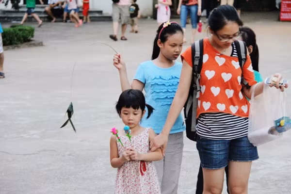 Tràn ngập không khí Trung thu những ngày cuối tuần ảnh 7 Tràn ngập không khí Trung thu những ngày cuối tuần ảnh 7