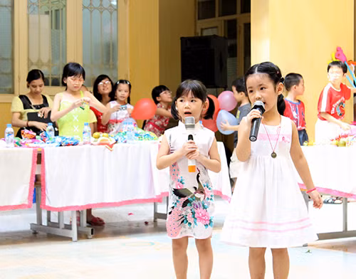 Tuổi thơ em với ánh trăng rằm ảnh 8