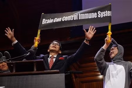 Ngộ nghĩnh giải Ig Nobel 2013 ảnh 1