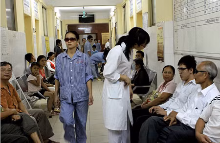 Đau mắt đỏ có xu hướng lây lan nhanh ảnh 1