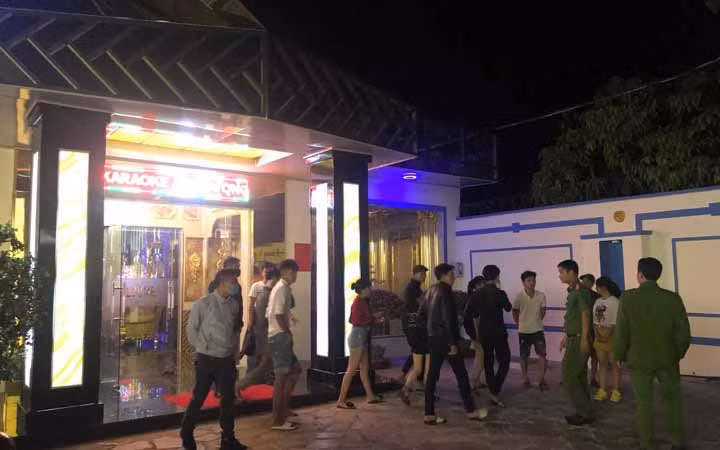 Chú thích ảnh