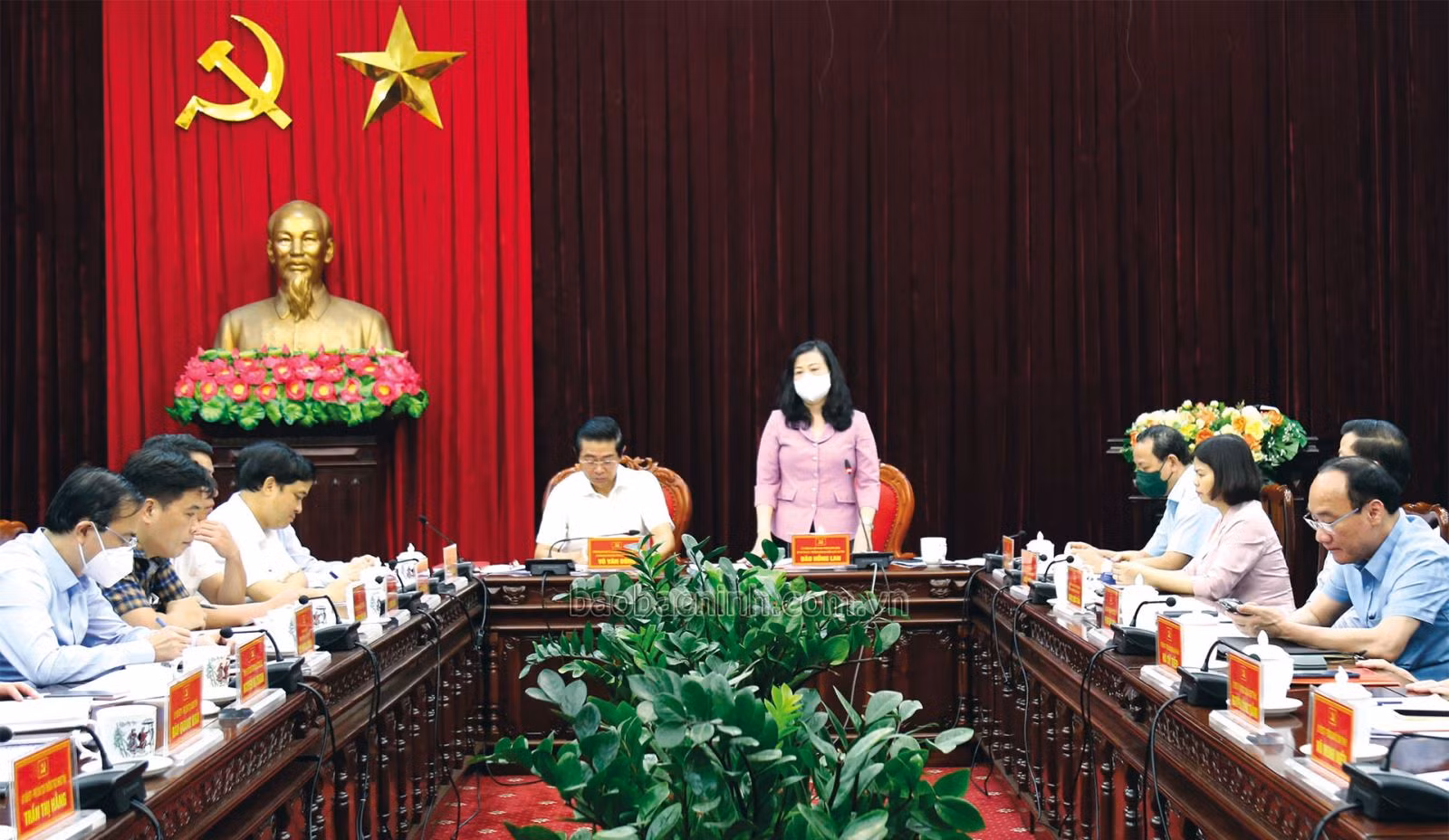 Chú thích ảnh