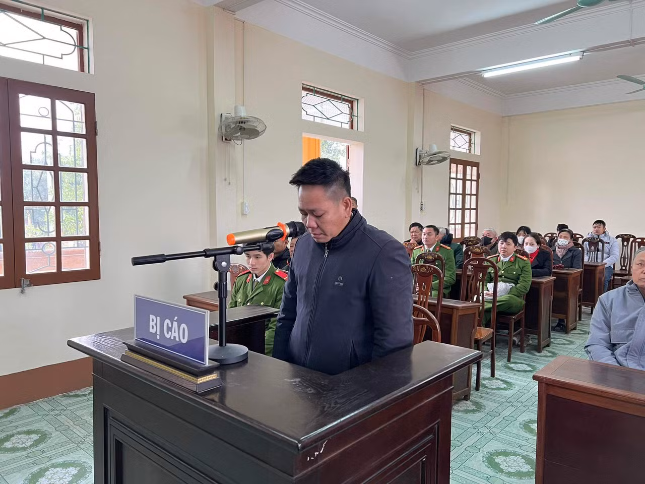 Chú thích ảnh