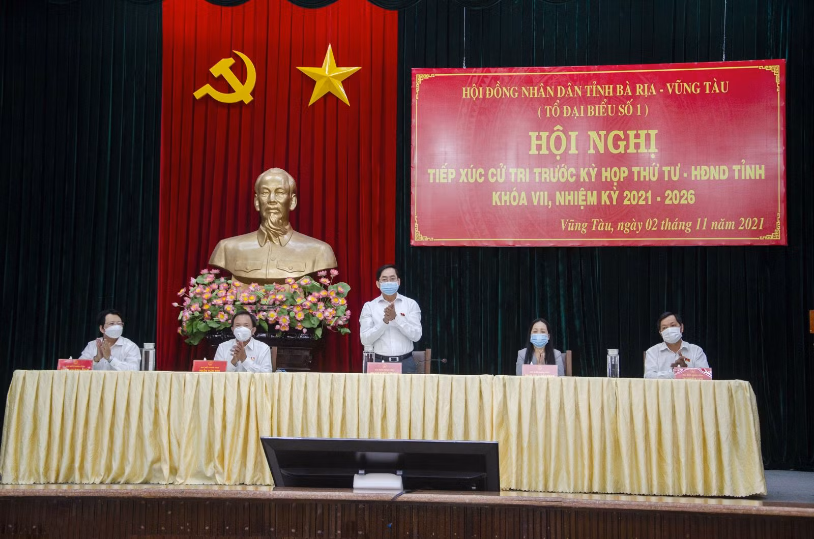 Chú thích ảnh