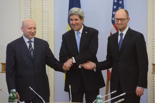Obama đề xuất 'đường phụ' về Ukraine cho Nga ảnh 1