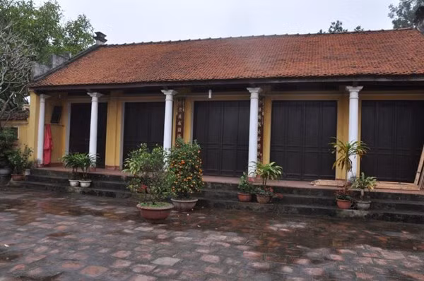 Làm rõ vụ tháo dỡ đình Cựu Quán bán gỗ sưa ảnh 1