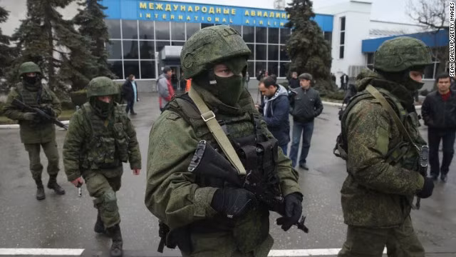 Nga điều hàng trăm binh sĩ đến Ukraine? ảnh 1