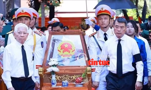 Tin nóng trong nước ngày 14/10/2026