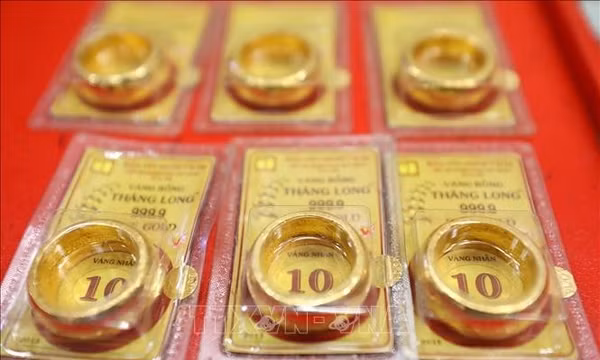Giá vàng sáng 14/10 đồng loạt điều chỉnh giảm
