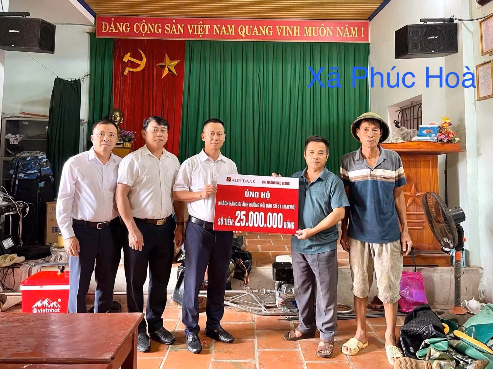 Chú thích ảnh