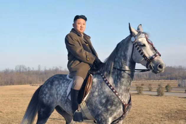 Lãnh đạo Kim Jong Un vắng bóng suốt hai tuần ảnh 1