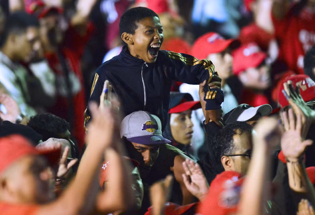Maduro, người kế nghiệp trung thành của Hugo Chávez ảnh 5