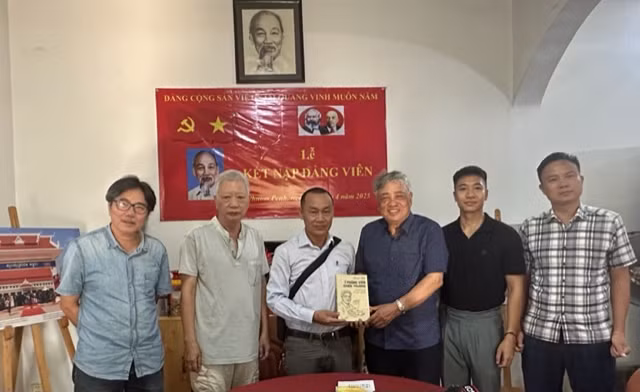 Chú thích ảnh