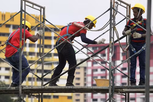 Lao động nước ngoài tại Singapore được tăng mức bồi thường bảo hiểm ảnh 1