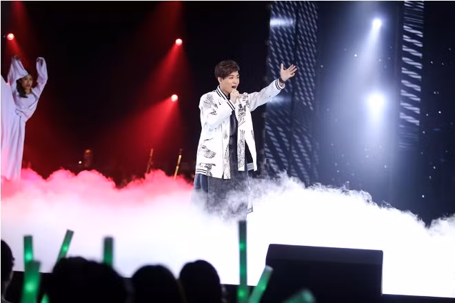 The Voice 2017: Trần Tùng Anh 'Dệt tầm gai' chinh phục hoàn toàn các HLV ảnh 6