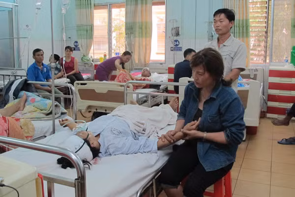 Họp khẩn khắc phục hậu quả vụ tai nạn thảm khốc ở Gia Lai ảnh 3