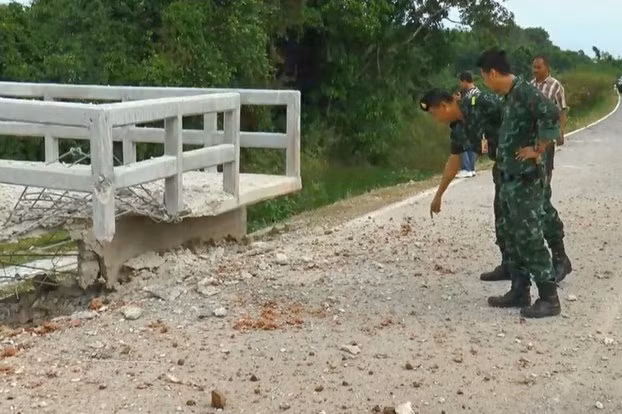 Nổ bom ở biên giới với Malaysia, 6 cảnh sát biên phòng Thái Lan bị thương ảnh 1