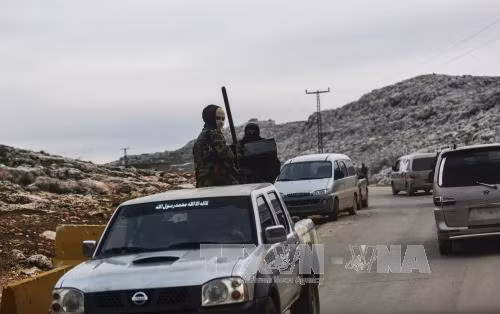 Phiến quân Syria rút khỏi khu vực ngoại ô Damascus ảnh 1