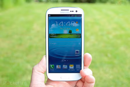 Những mẫu smart phone đáng chú ý mùa Hè năm nay ảnh 4