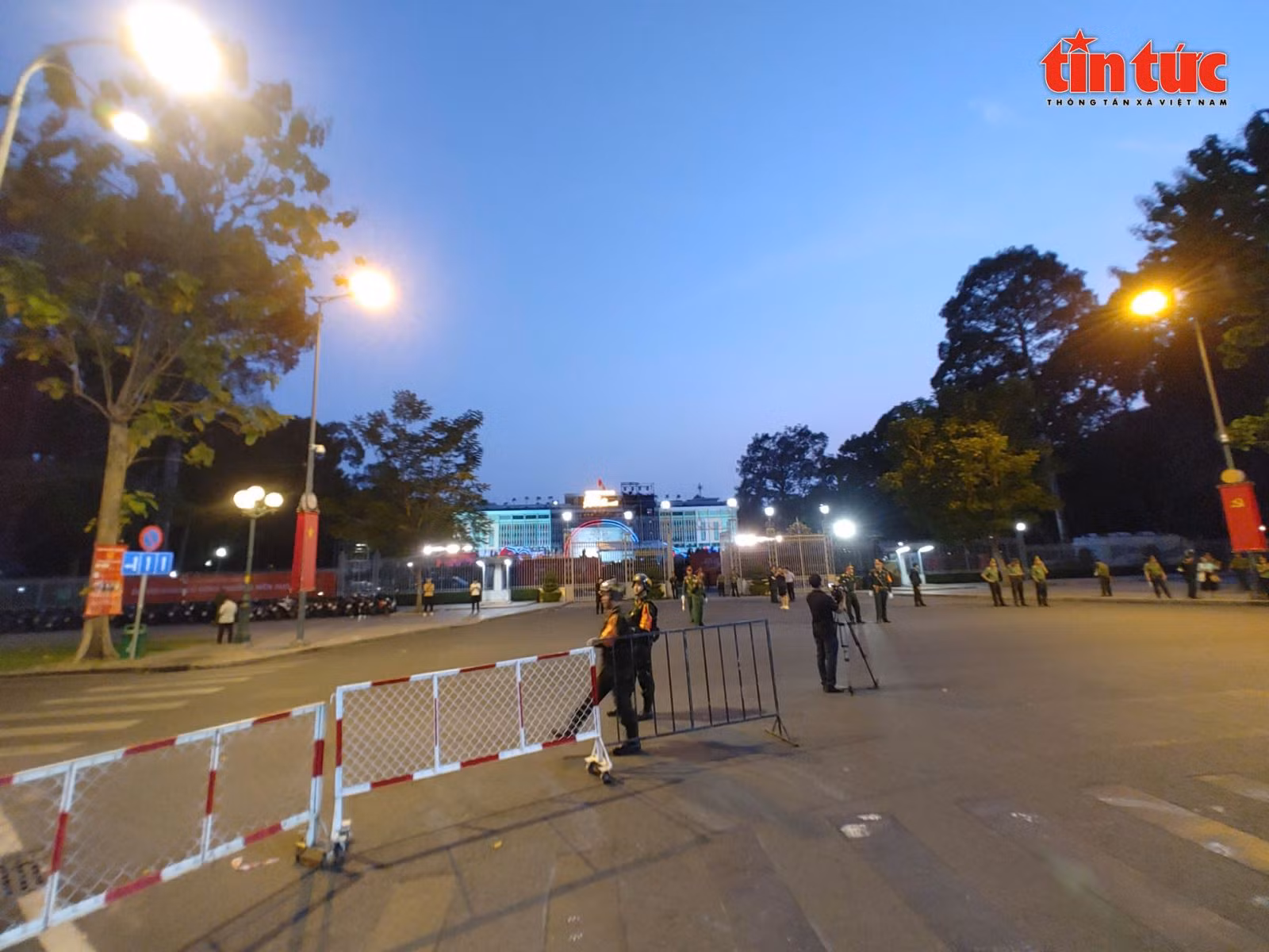 Chú thích ảnh