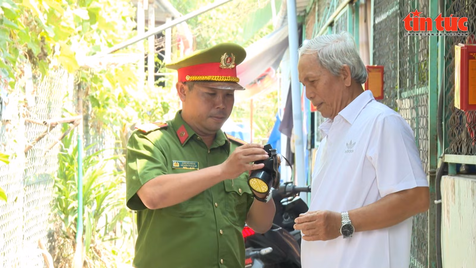 Chú thích ảnh