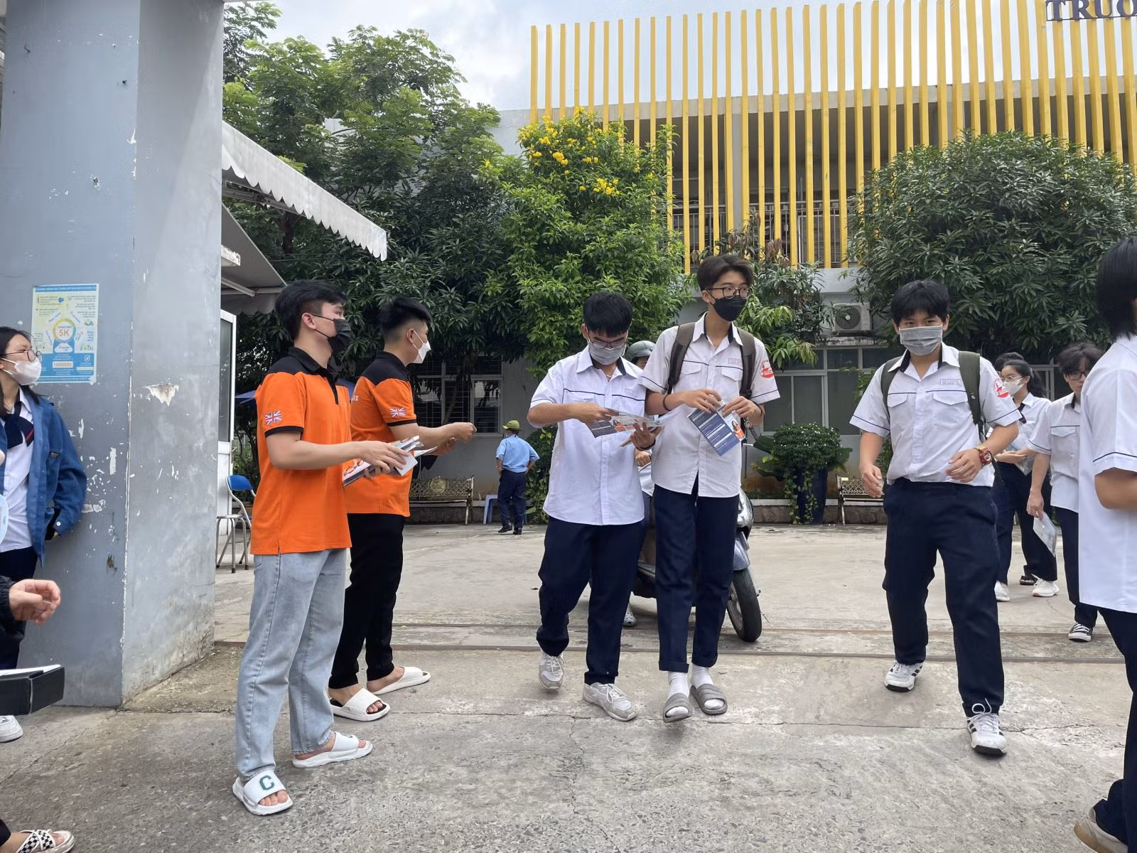Chú thích ảnh