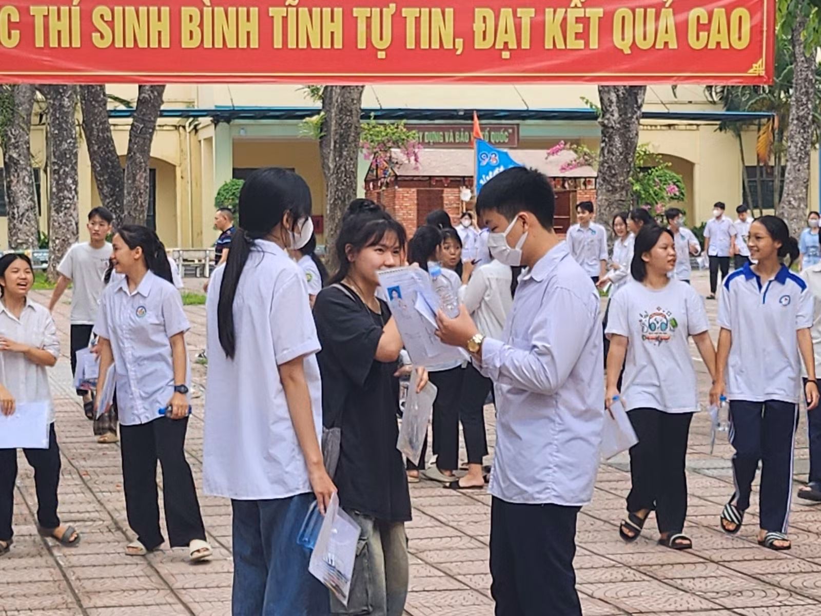 Chú thích ảnh