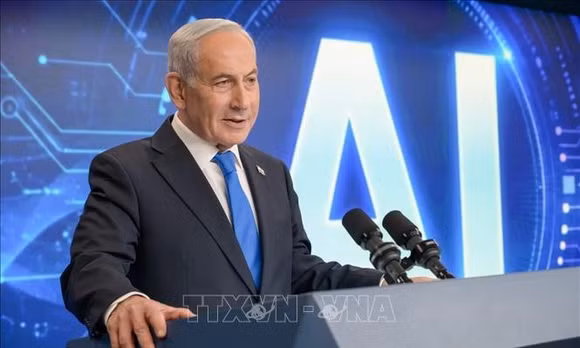 Thủ tướng Israel Benjamin Netanyahu phát biểu tại lễ công bố Chương trình AI quốc gia. Ảnh: TTXVN phát
