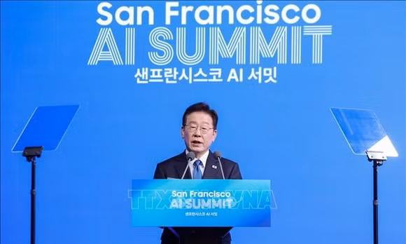 Tổng thống Hàn Quốc Lee Jae Myung phát biểu tại Hội nghị Thượng đỉnh AI San Francisco ở San Francisco Mỹ, ngày 24/7/2026. Ảnh: Yonhap/TTXVN phát