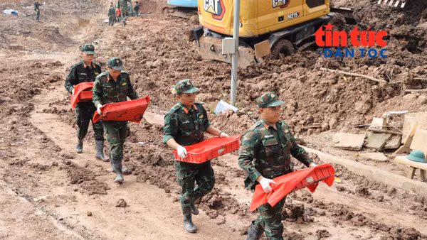 TP Hồ Chí Minh: Quy tập 810 hài cốt liệt sĩ tại Công viên Lê Thị Riêng.