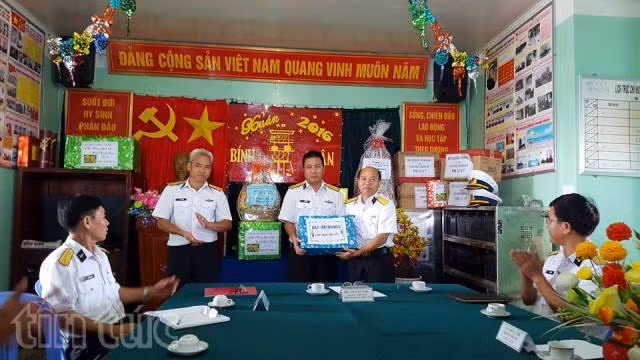 Tết sớm trên nhà giàn DK1/17 ảnh 6