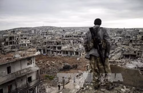 IS, Al-Qaeda sẽ rút khỏi phía Nam Damascus trong vòng 72 giờ ảnh 1