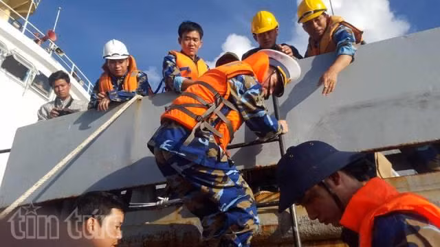 Tết sớm trên nhà giàn DK1/17 ảnh 3