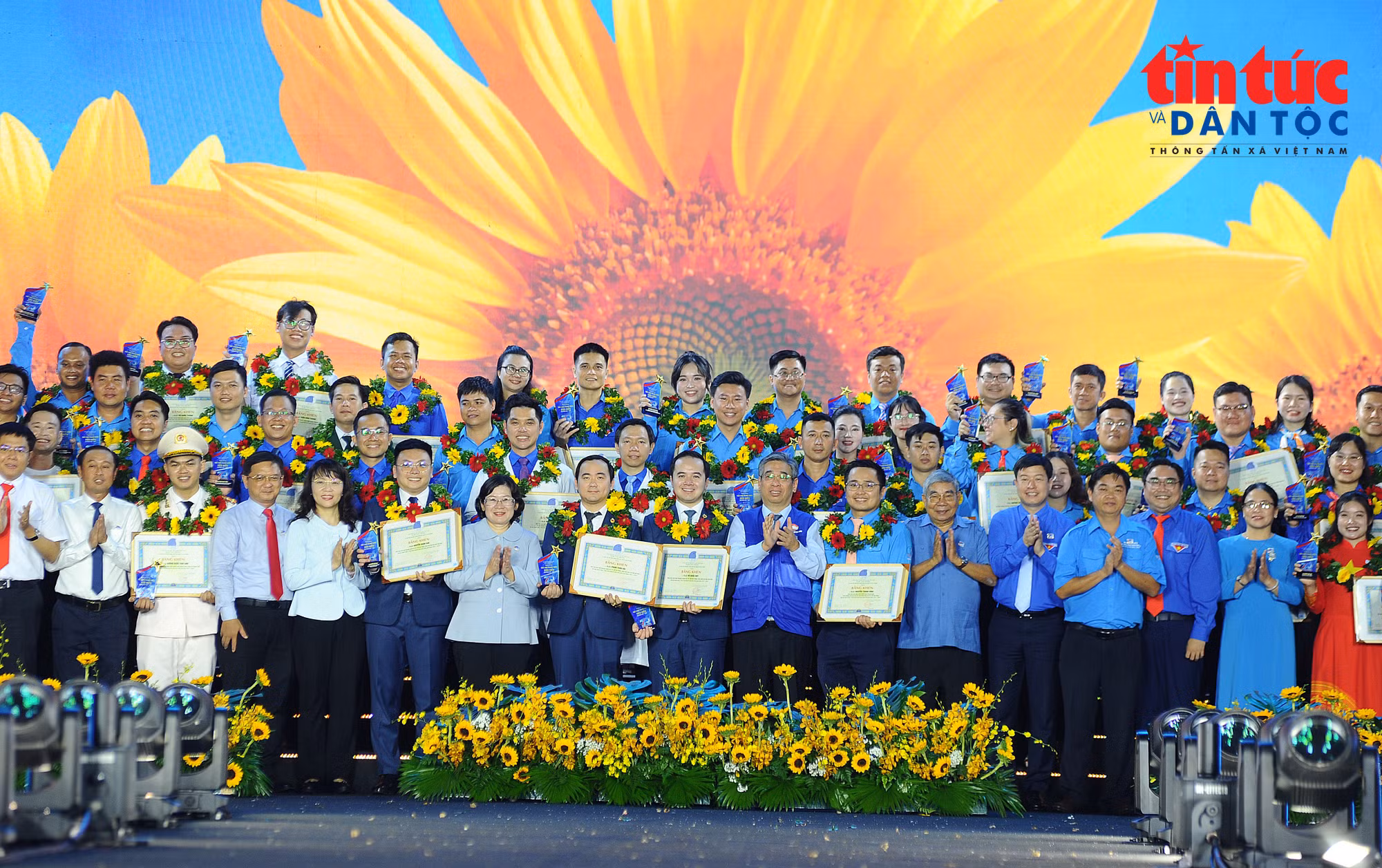baotintuc_tr_thanhnien181020264.jpg