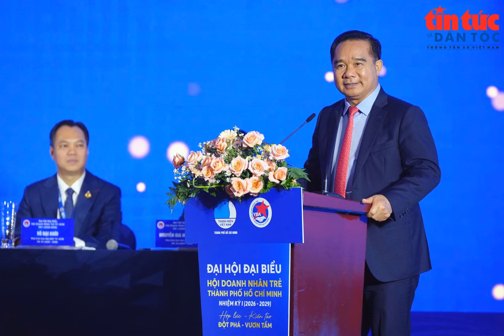 baotintuc_tr_doanhnhantretphcm28820261.jpg