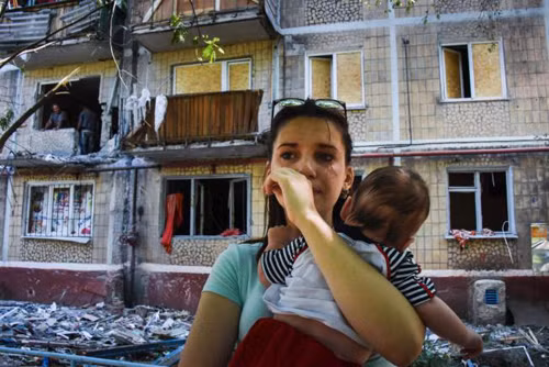Đấu pháo ở Donetsk ảnh 1