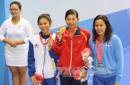 Ánh Viên và 'Michael Phelps Singapore' chạy đua HCV và kỷ lục ảnh 1
