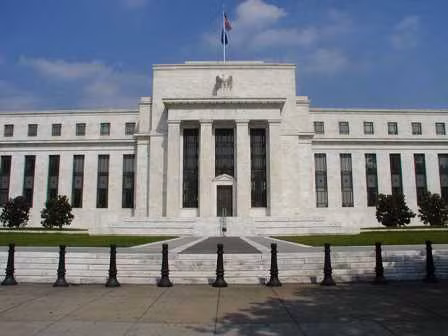 FED nhiều khả năng tăng lãi suất trong năm 2015 ảnh 1