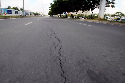 Dự án City Gate Towers gây hư hỏng Đại lộ Võ Văn Kiệt ảnh 1
