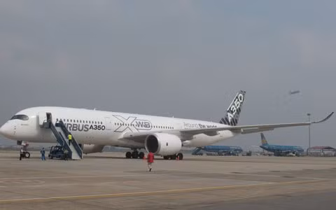 Miễn phí 2 chuyến bay với A350-900 XWB ảnh 1