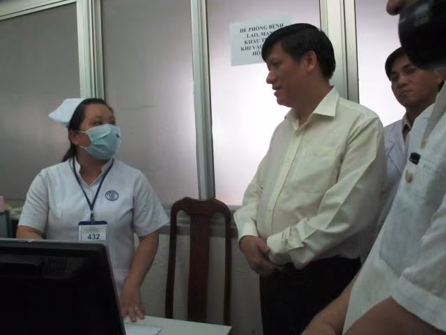  Tăng cường tập huấn cho cán bộ Y tế về MERS-CoV ảnh 1