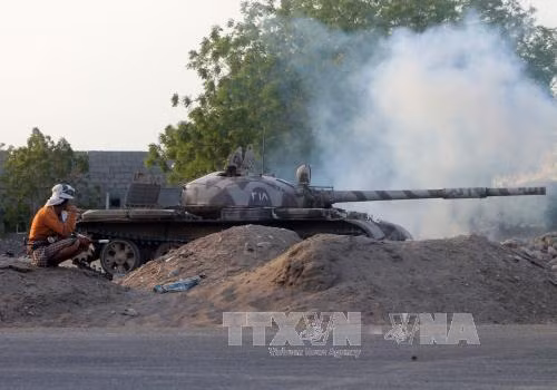 Phiến quân Houthi chiếm thủ phủ giáp giới Saudi Arabia ảnh 1