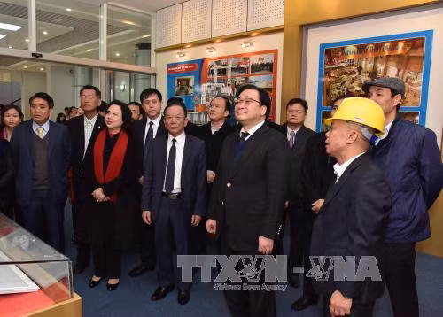 Đoàn công tác của Ban Thường vụ Thành ủy Hà Nội thăm và làm việc tại tỉnh Sơn La ảnh 1