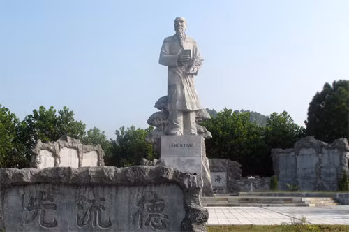 Hải Thượng Lãn Ông Lê Hữu Trác: Những quan điểm nhân văn về nghề làm thuốc ảnh 1
