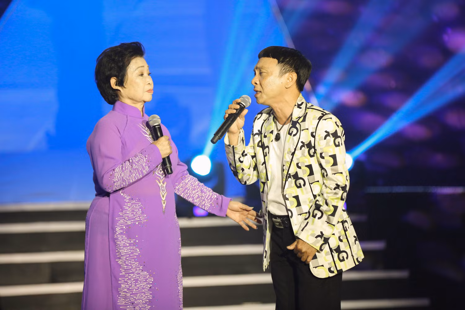 Bất ngờ lần đầu tiên các nghệ sĩ chia sẻ chuyện gia đình ảnh 7