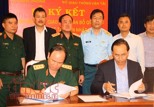 Mở rộng bãi đỗ và đường lăn cho sân bay Tân Sơn Nhất từ gần 20ha đất Quốc phòng ảnh 1