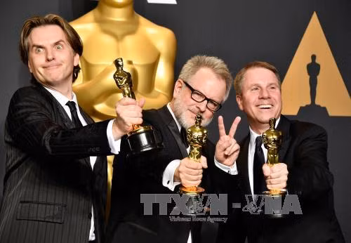 Oscar 2017 có lượng khán giả theo dõi thấp nhất 9 năm ảnh 1