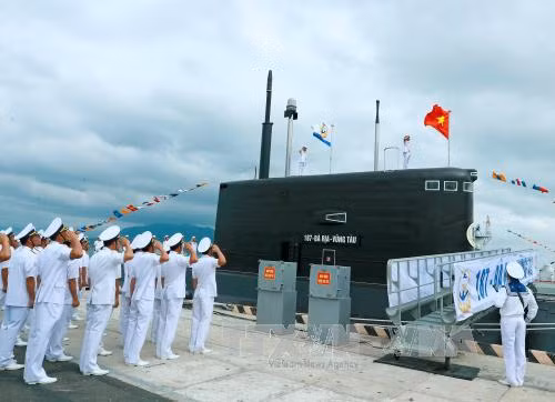 Thủ tướng dự Lễ Thượng cờ hai tàu ngầm Đà Nẵng và Bà Rịa - Vũng Tàu ảnh 2